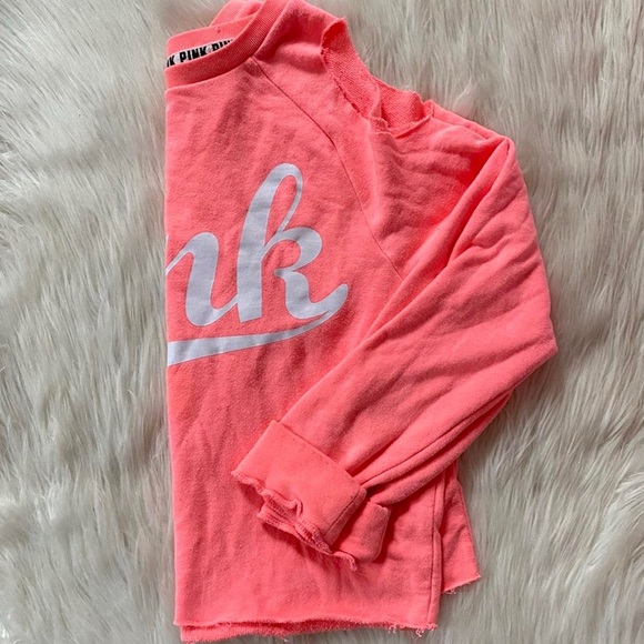 ✰ vs pink cold shoulder ✰ - Picture 3 of 3